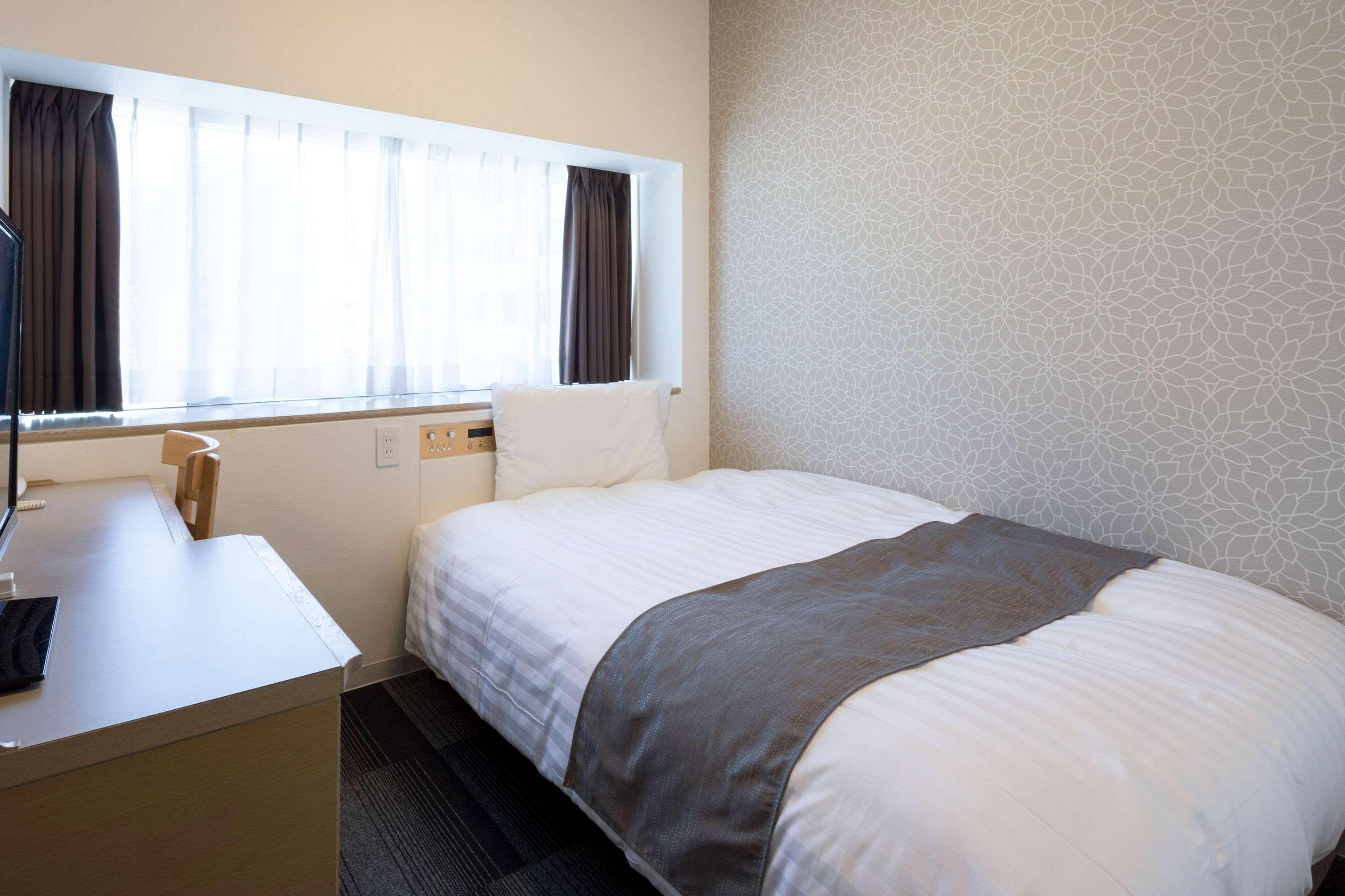 Comfort Hotel Нагасаки Экстерьер фото